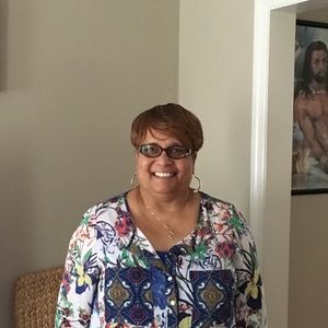 Meet your Posher, Shelia